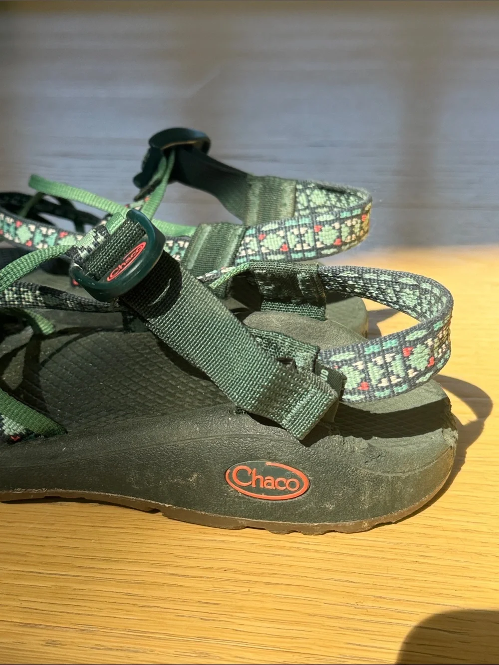 Chaco Women's 7 Dark Green Patterned Strappy Sandals